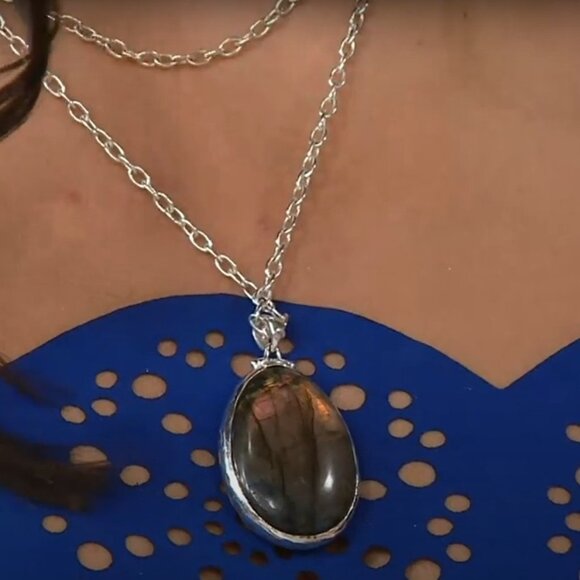 STELLA & DOT 925 Sterling Silver Reversible Blue Quartz & Labradorite Necklace - Picture 4 of 15